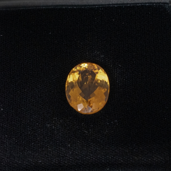 【天然シトリンルース】18.85ct オーバルカット｜太陽の輝きを宿す大粒の一石