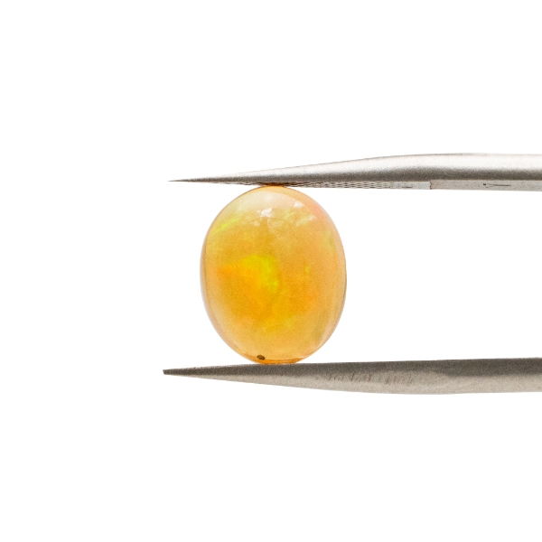 【天然エチオピアオパールルース】1.7ct オーバルカット｜虹色の輝きを宿す上品な一石 ①